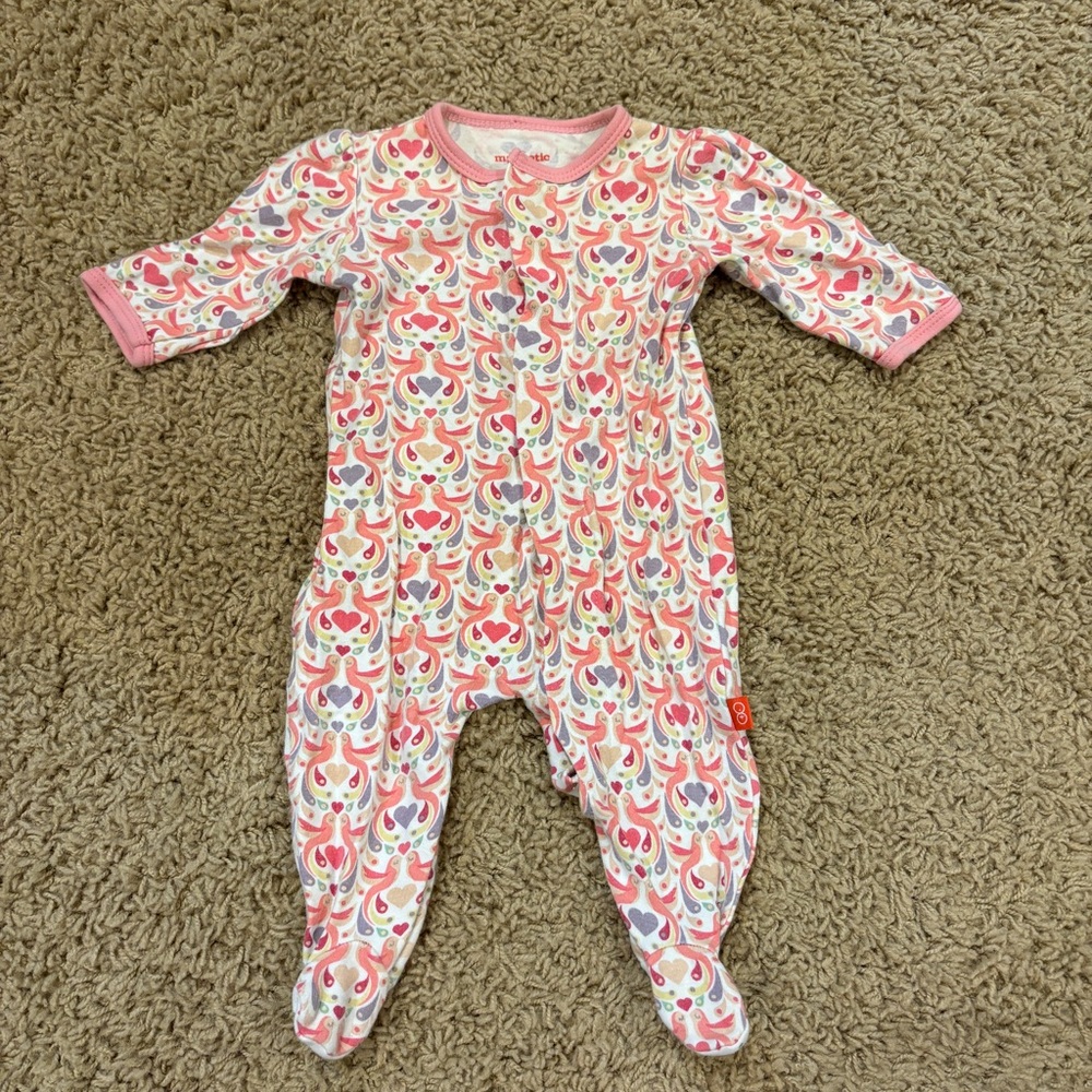 Magnetic Me by Magnificent Baby Sleeper Size 0-3 Months Pink Birds